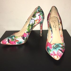 Jessica Simpson Pumps